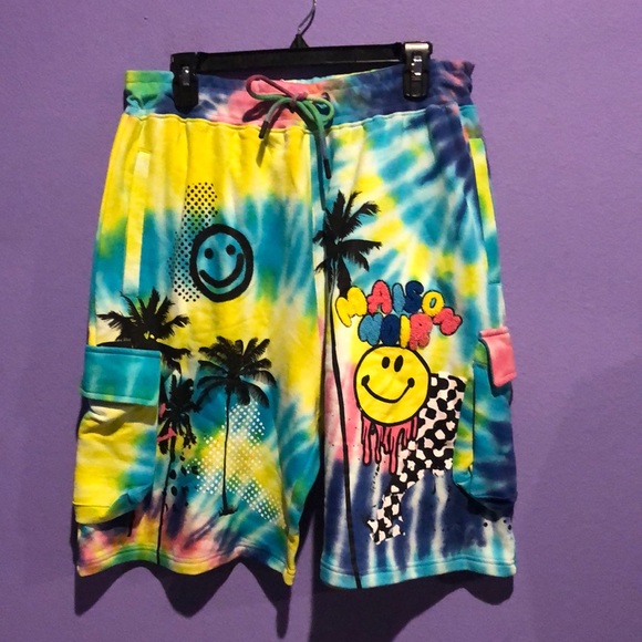 NWT Men’s Shorts - Picture 1 of 5